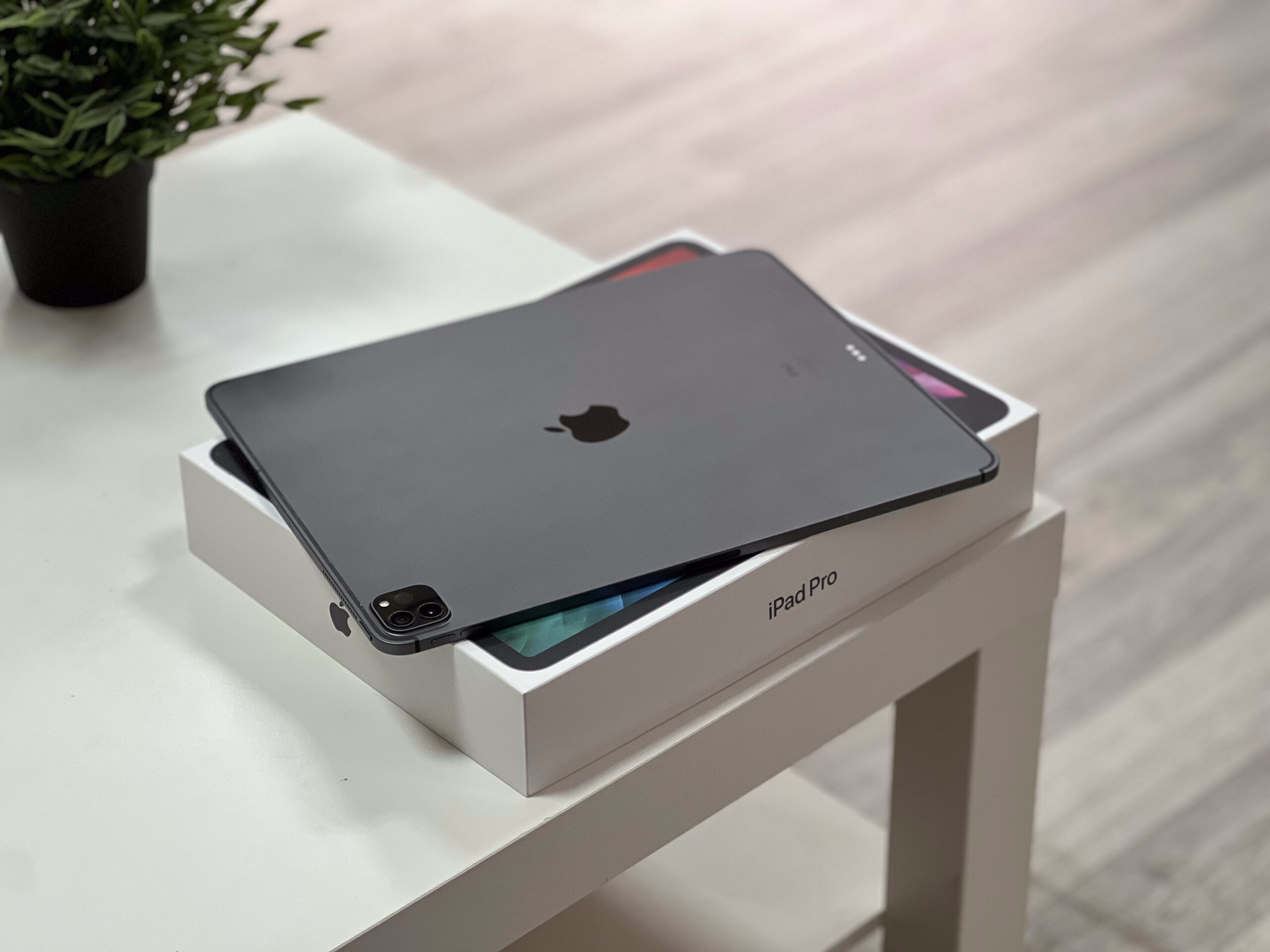 iPad Pro 4th Generáció Space Gray CEL 128GB 1 Év Garanciával Számlával