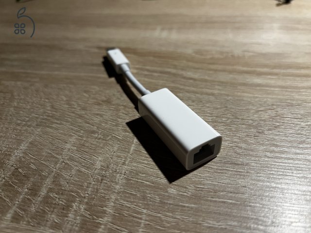 Apple Thunderbolt to Gigabit Ethernet Adapter (A1433)