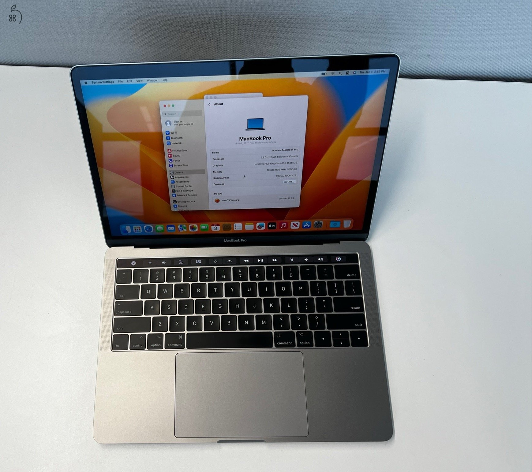 MacBook Pro 13