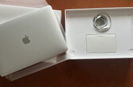 MacBook Air 13