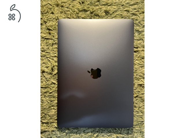 Apple MacBook Air 2020 / M1, 256GB SSD, 8GB RAM / asztroszürke