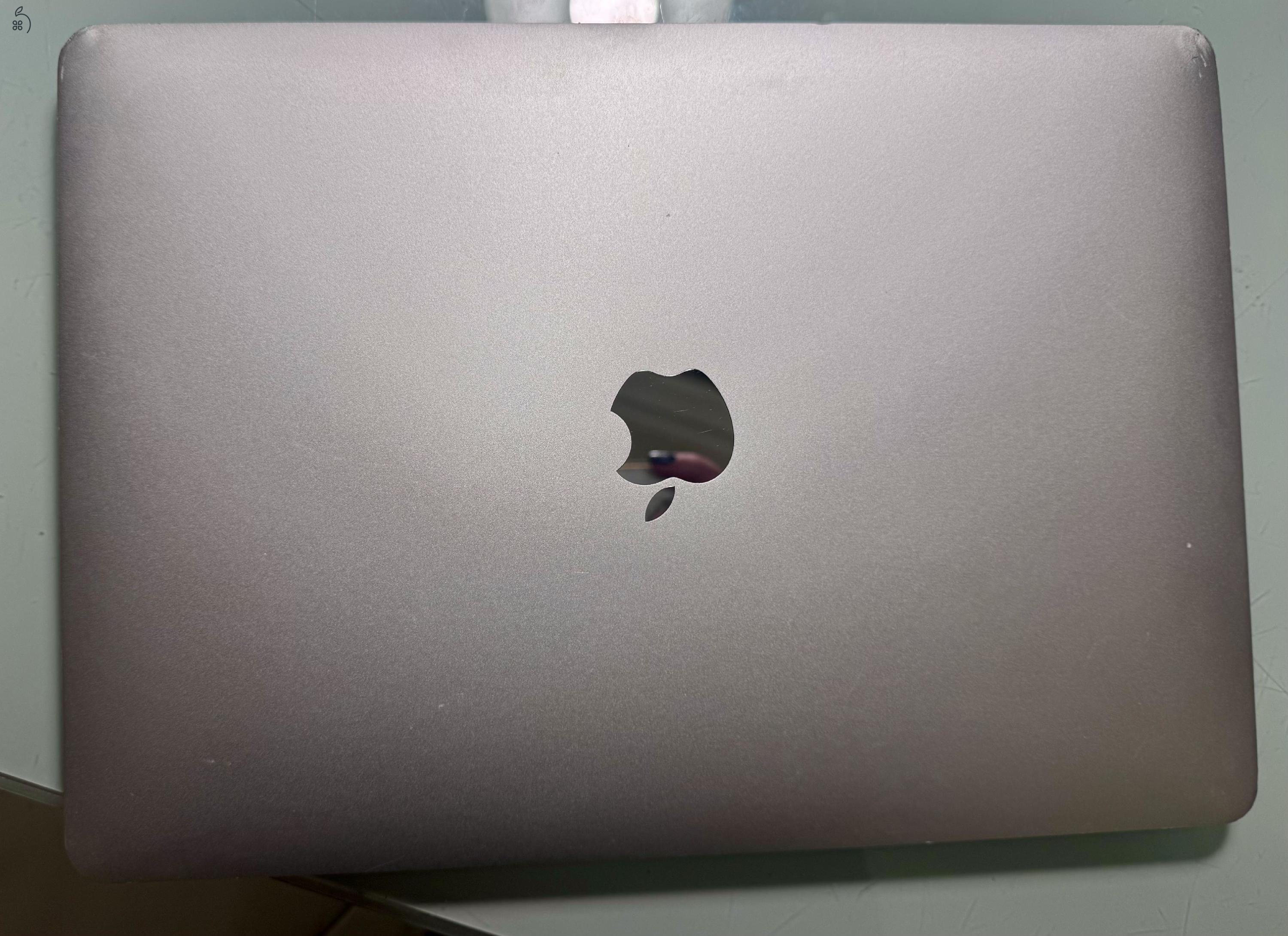 13 hüvelykes macbook pro ezüst 16Gb ram, 512Gb SSD, I7, Modell A1989