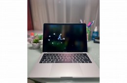 13 hüvelykes macbook pro ezüst 16Gb ram, 512Gb SSD, I7, Modell A1989