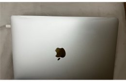 MacBook Pro 13