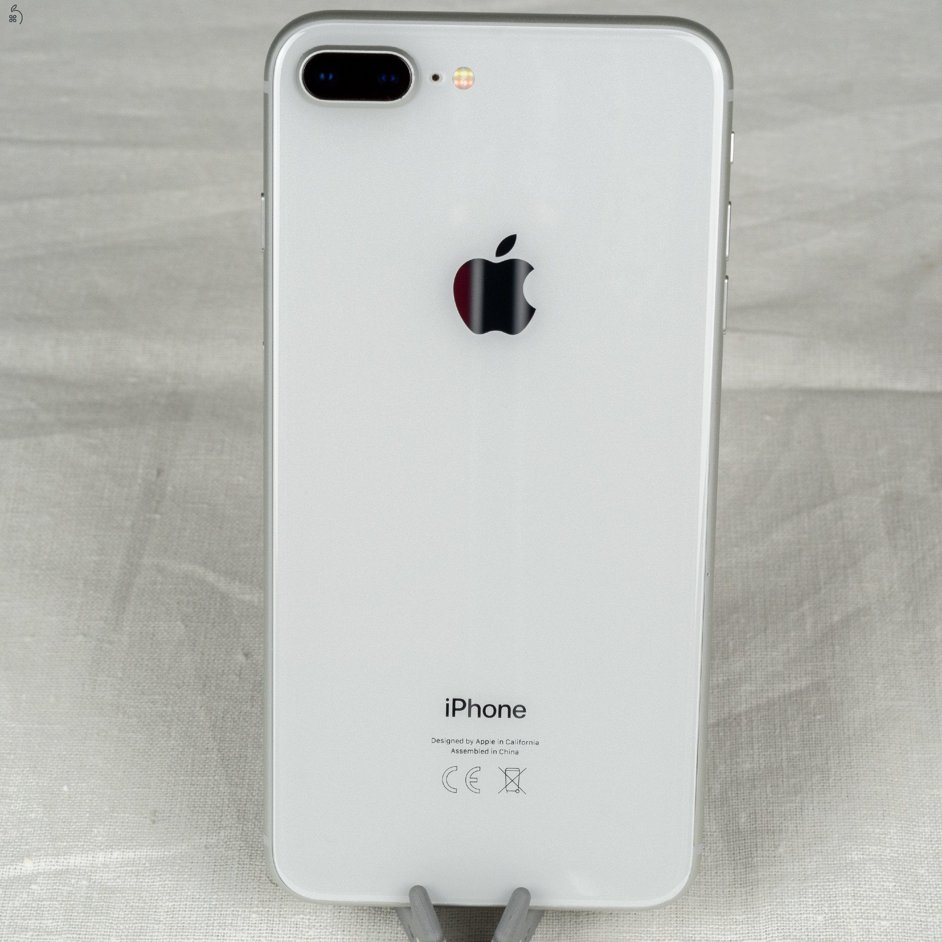 iPhone 8 Plus 64GB 77% független, első tulaj, Silver