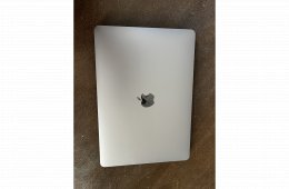 Apple MacBook Air (M1, 2020) 8gb RAM