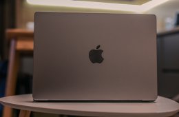 MacBook Pro 14