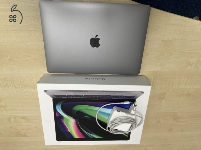 Macbook Pro M1 2020 8GB RAM 256GB SSD Magyar bill, 95% akku, Space Gray