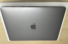 Macbook Pro M1 2020 8GB RAM 256GB SSD Magyar bill, 95% akku, Space Gray