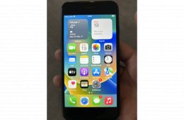 iPhone 8 64Gbyte 100% Akksi 