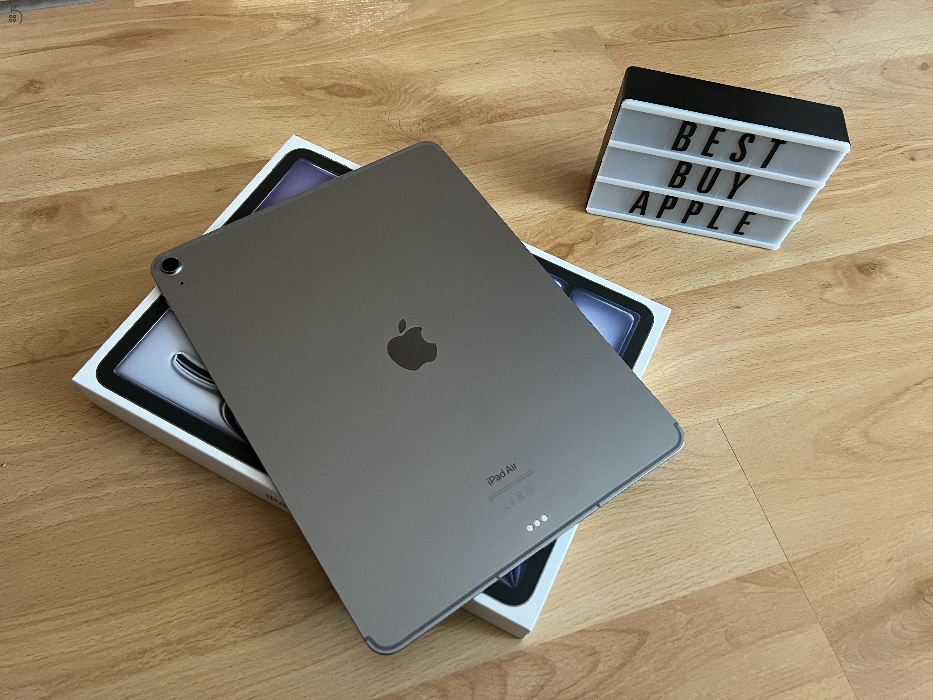 iPad Air 13 M2 / Space Gray / 128Gb / Wifi+Cellular / Apple Pencil Pro / ÁR ALATT ELADÓ ! ! !