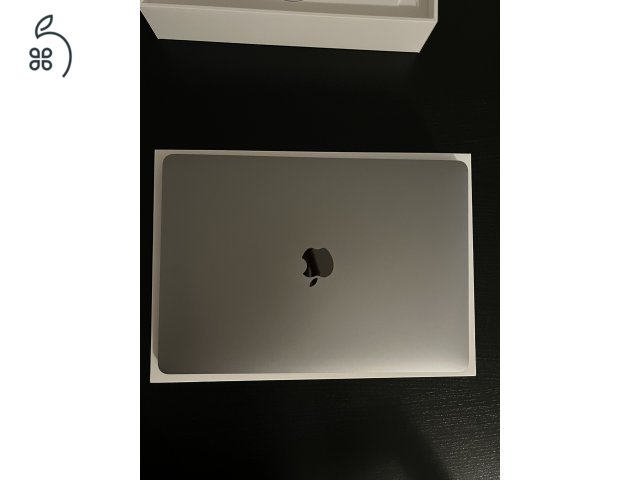 Macbook Air 2020, Intel i3, 8GB, 256 GB SSD