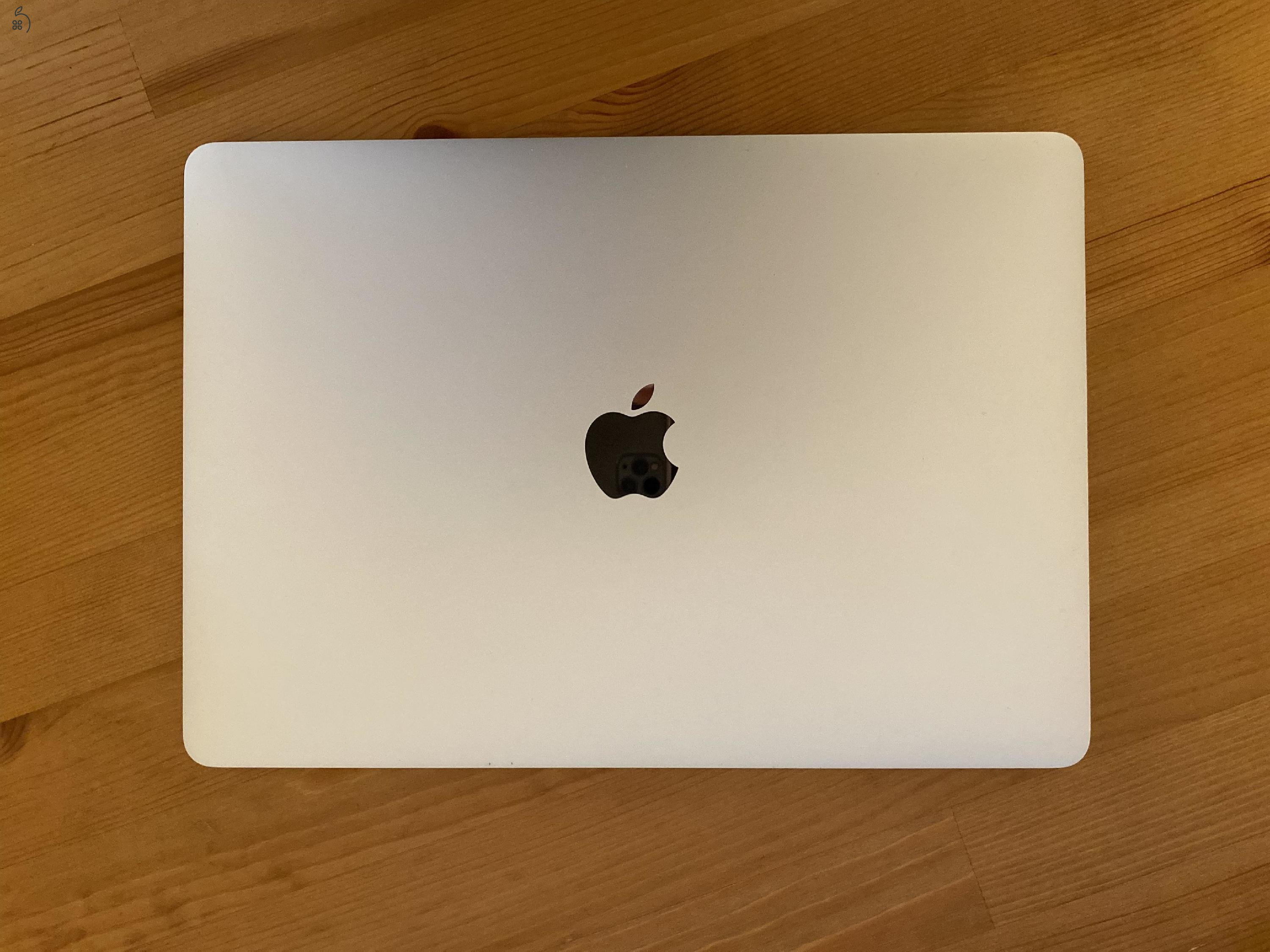 Megkímélt MacBook Pro 13