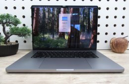 Apple Macbook 16 M1 Pro - 2021 - Használt, szép állapot