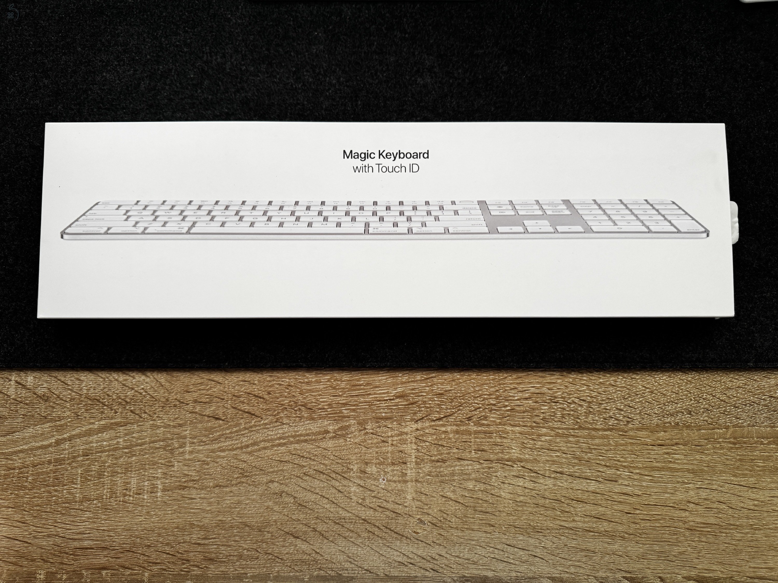 Apple Magic Keyboard with Touch ID and Numeric Keypad 