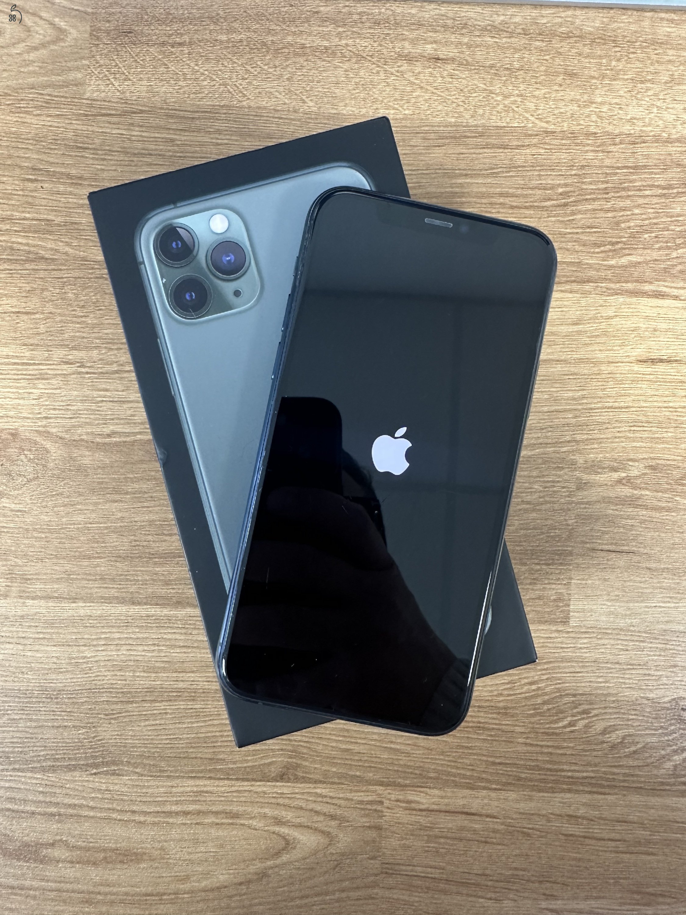 iPhone 11 Pro 64GB Midnight green - használt eladó