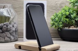 iPhone 11 Black 64GB 1 ÉV Garanciával Számlával 100% Akksi