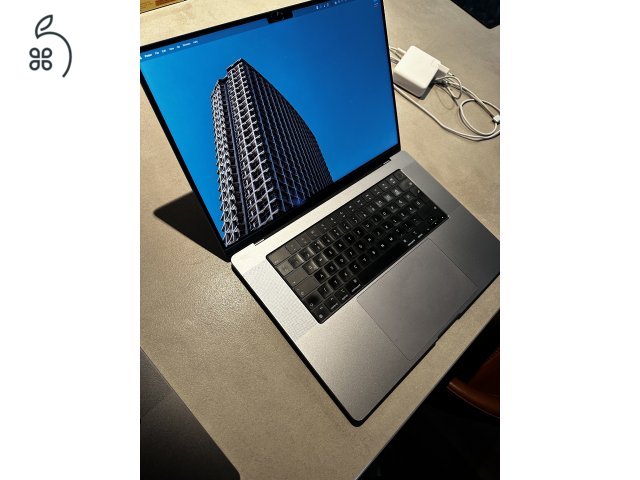 MacBook Pro 16