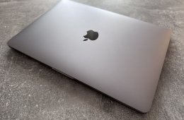 Apple Macbook Pro 13