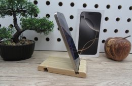 Apple iPhone 16 Pro Max - Natural Titanium - Használt, újszerű