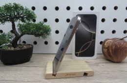 Apple iPhone 16 Pro Max - Natural Titanium - Használt, újszerű