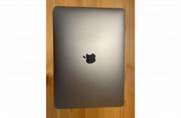 Macbook Pro 13” (2017) 