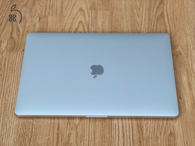 MacBook Pro 15” 2018 (Retina, Touch Bar)