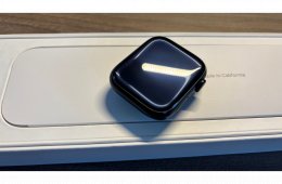 Apple Watch Series 7 steel szíjjal 45mm