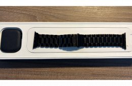 Apple Watch Series 7 steel szíjjal 45mm