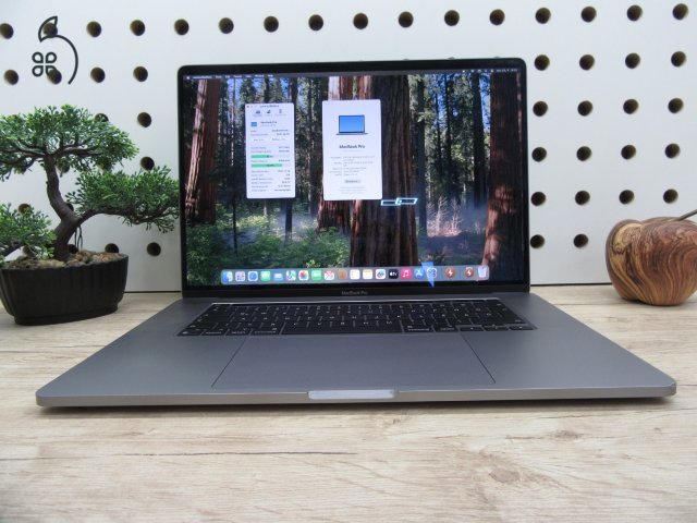 Apple Retina Macbook Pro 16 - 2019 - Használt