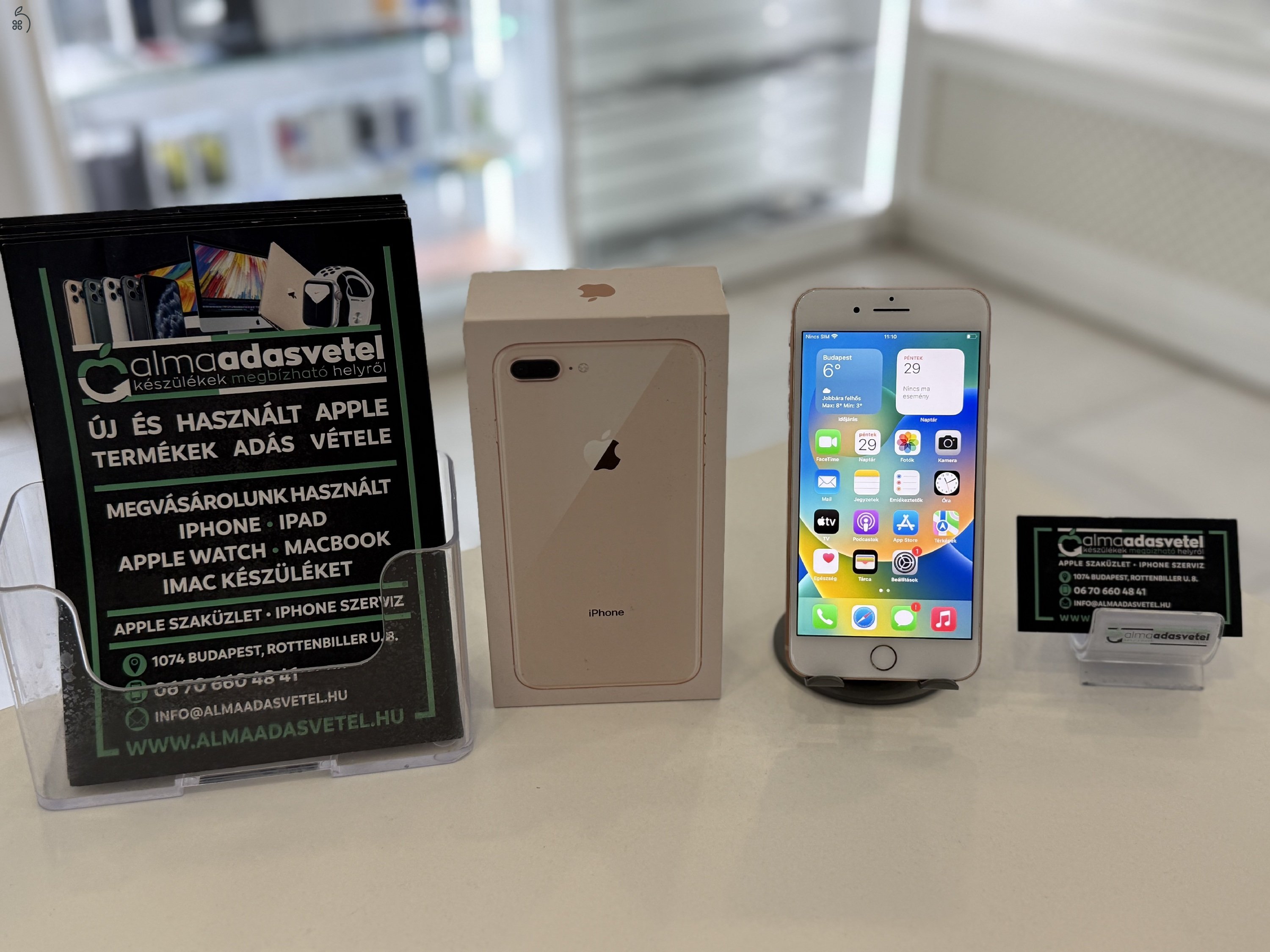 iPhone 8 Plus 64GB Független Újszerű/1-3 hónap gar./Akku 100%/p3884