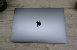 Apple Retina Macbook Pro 16 - 2019 - Használt, megkímélt