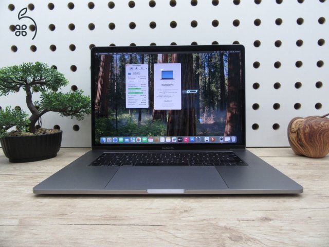 Apple Retina Macbook Pro 15 - 2019 - Használt, szép állapot