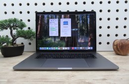 Apple Retina Macbook Pro 15 - 2019 - Használt, szép állapot