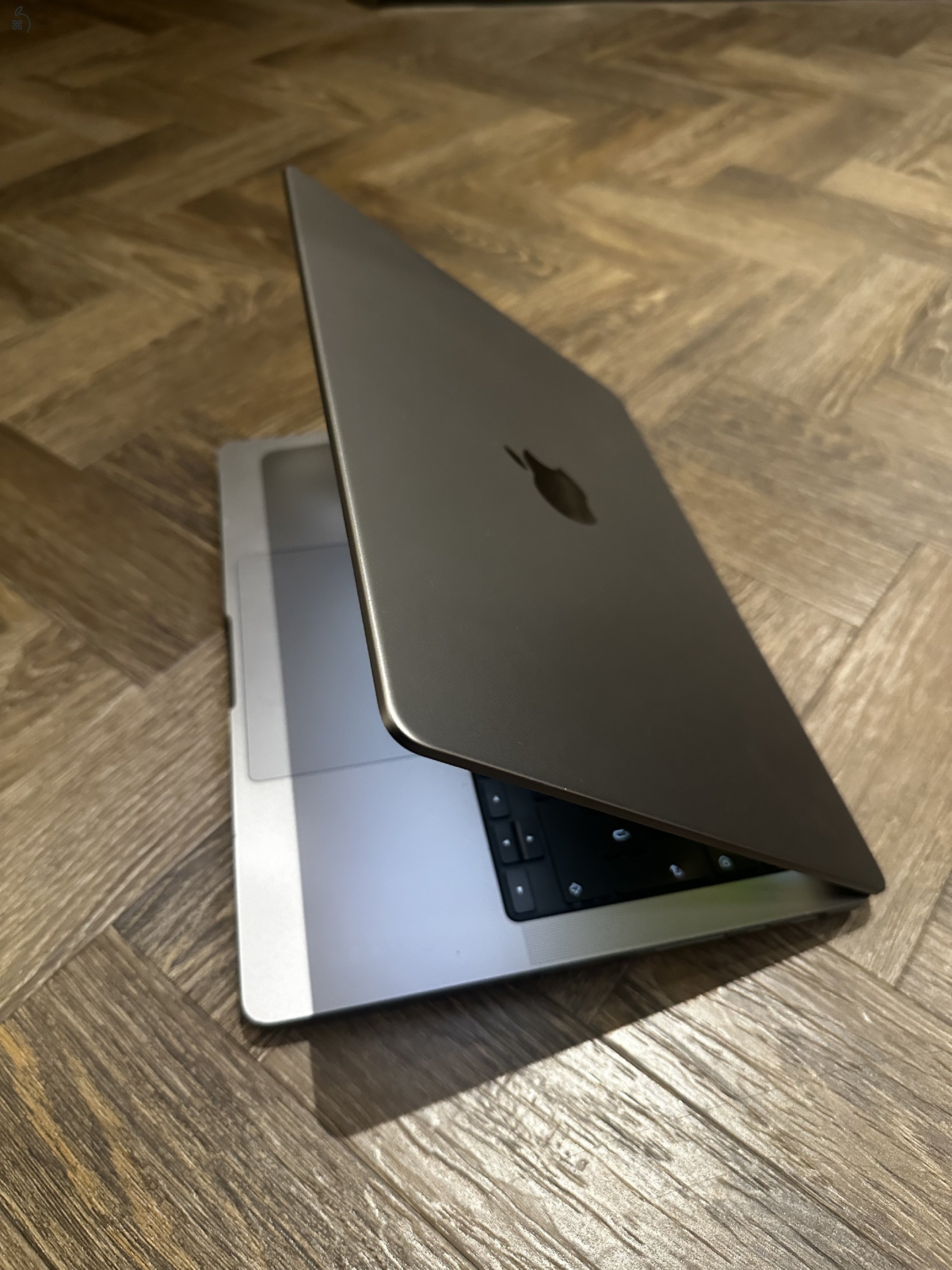 Macbook Pro 14” (Apple M1 Pro chip) 