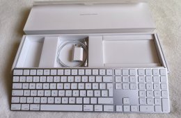 Apple Magic Keyboard v2 numerikus billentyűzettel