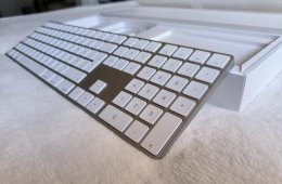 Apple Magic Keyboard v2 numerikus billentyűzettel