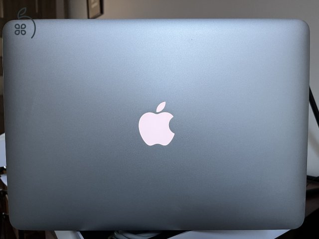 Megkímélt Apple MacBook Air 13