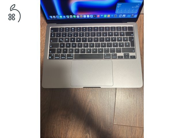 Apple MacBook Air M2 256GB Space Gray