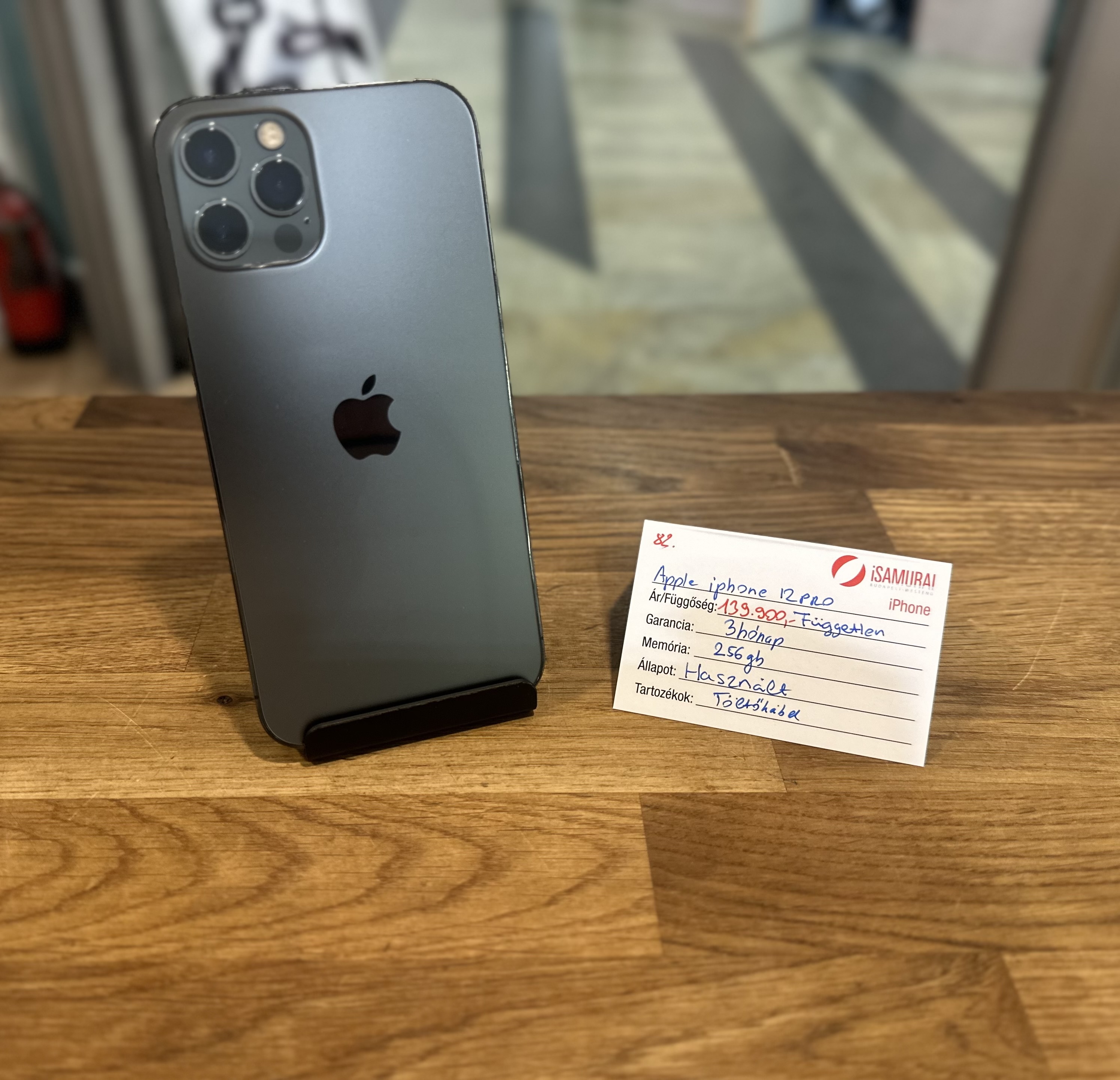 82. Apple iPhone 12 Pro - 256 GB - Grafit - Független
