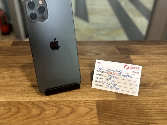 82. Apple iPhone 12 Pro - 256 GB - Grafit - Független