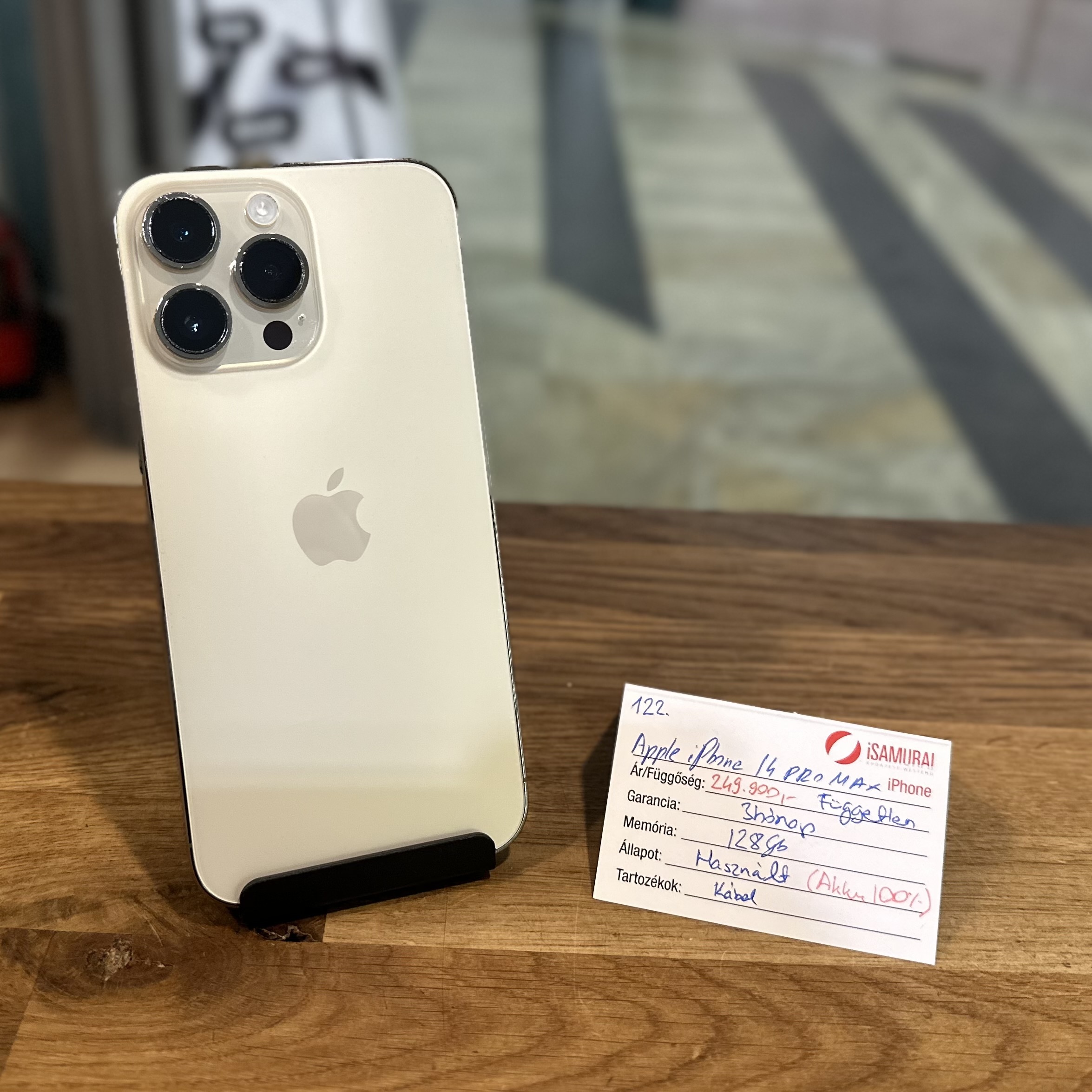 122. Apple iPhone 14 Pro Max - 128 GB - Arany