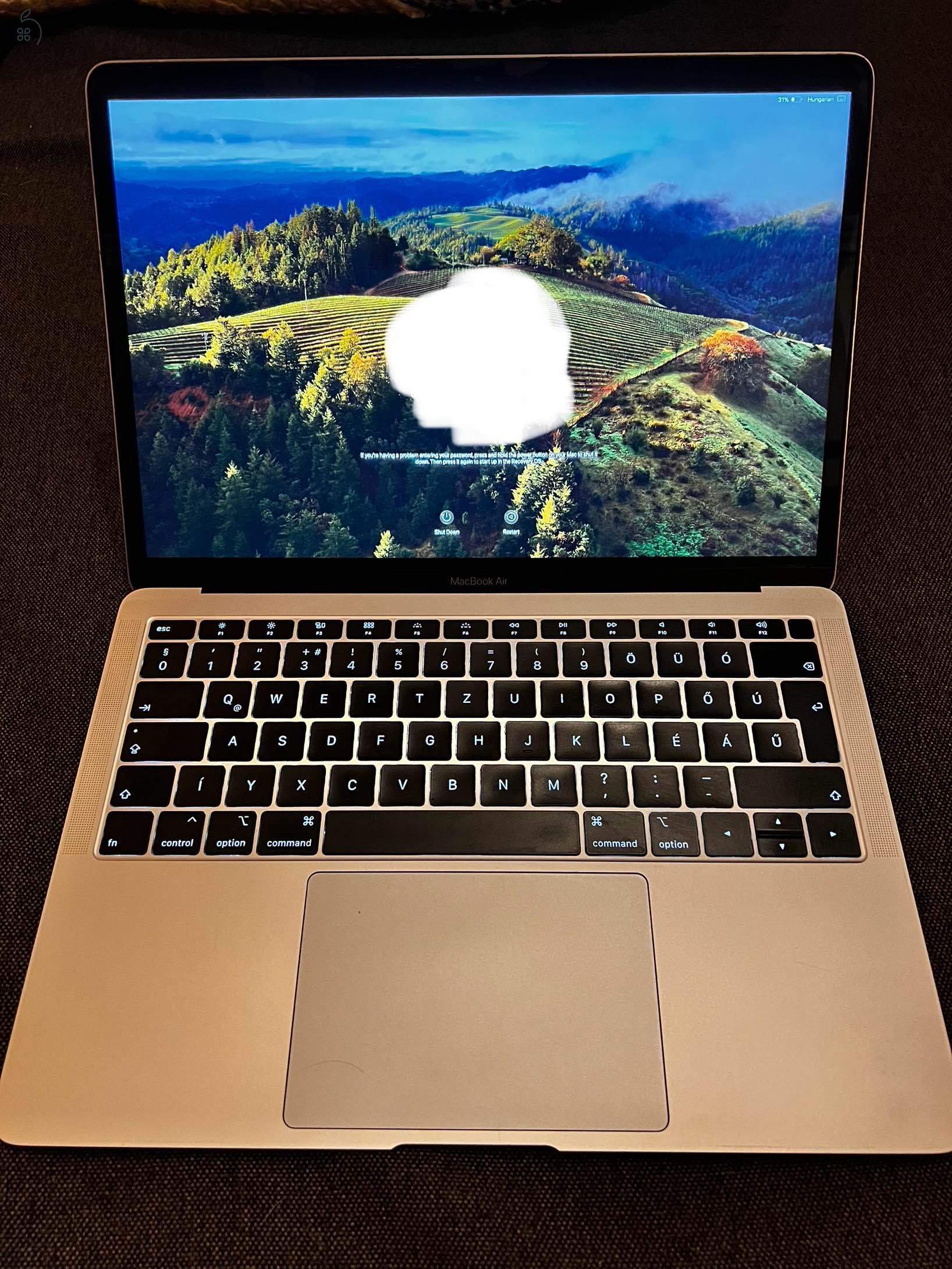 Eladó 2019 retina macbook air 13