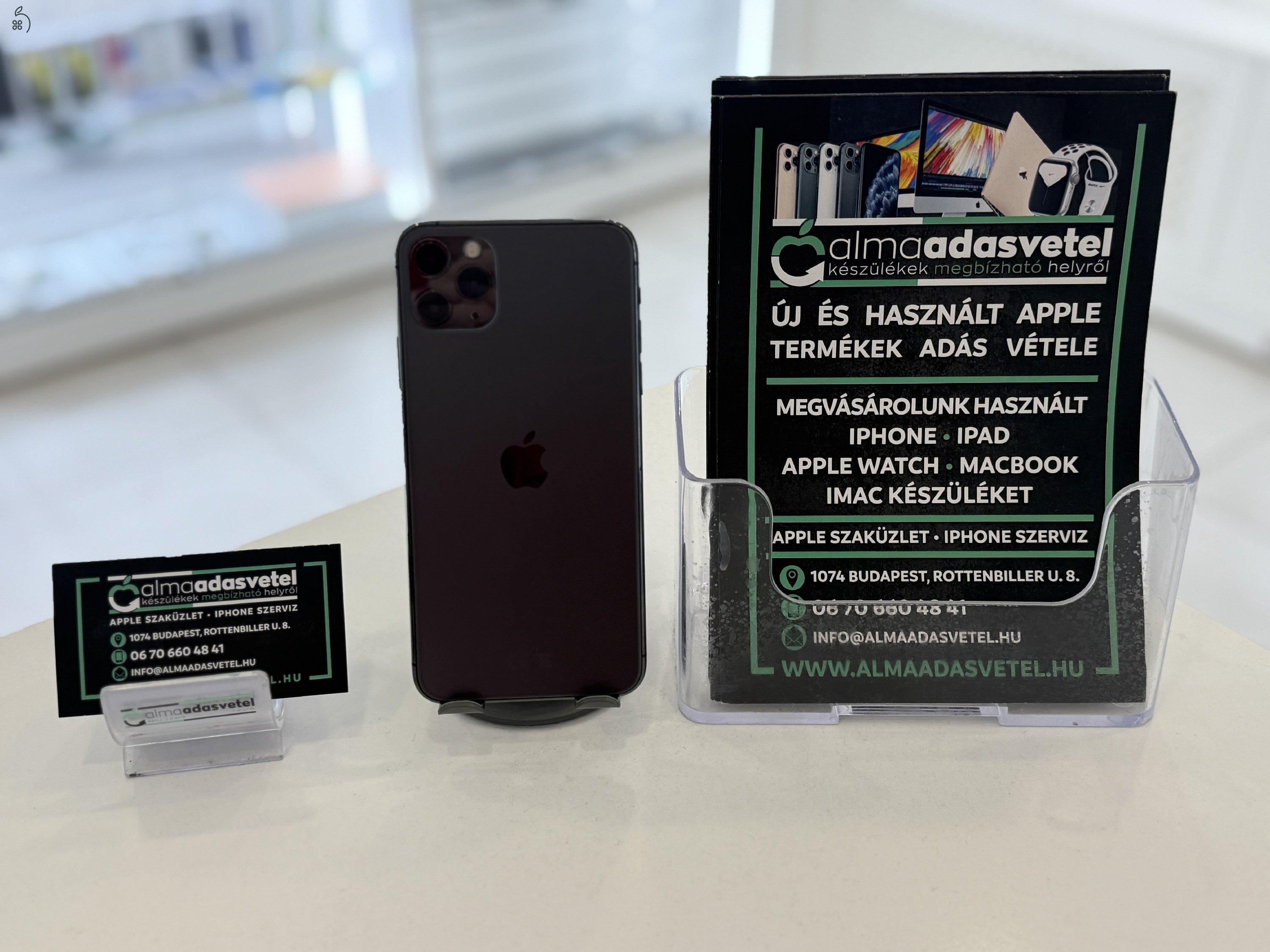 iPhone 11 Pro Max 256GB Független Újszerű/1-3 hónap gar./Akku 100%/p3885