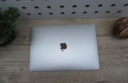  Apple Retina Macbook Air 13 - 2020 - Használt, megkímélt 