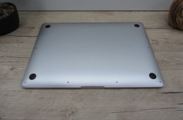  Apple Retina Macbook Air 13 - 2020 - Használt, szép állapot 