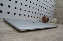  Apple Retina Macbook Air 13 - 2020 - Használt, szép állapot 