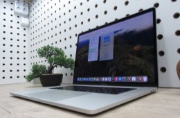 Apple Retina Macbook Pro 15 - 2018 - Használt, 