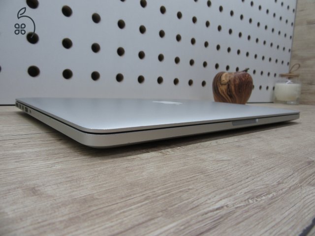 Apple Retina Macbook Pro 13 - 2012 - Használt, megkímélt