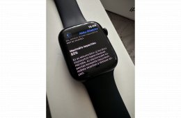 Apple Watch Series 8 45mm fekete